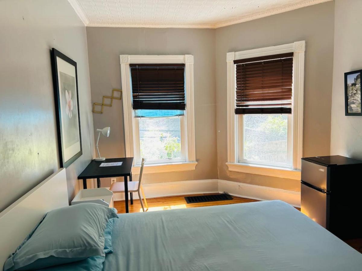 Spacious Room In Federal Hill Near Downtown With Shared Bathroom And Kitchen Providence Ngoại thất bức ảnh